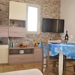 Ll15 Punta Rosa A S Foca מלנדוניו