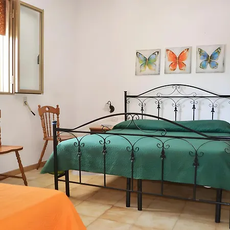 Holiday home Ll15 Punta Rosa A S Foca *